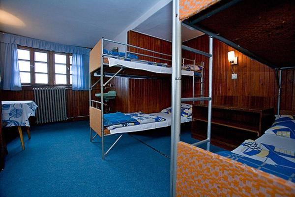 Schronisko Pttk Samotnia Hostel Karpacz Room photo